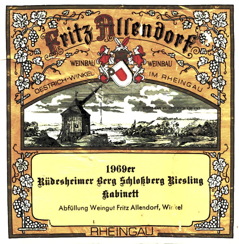 Allendorf_Rüdesheimer Berg Schlossberg_kab 1969.jpg
